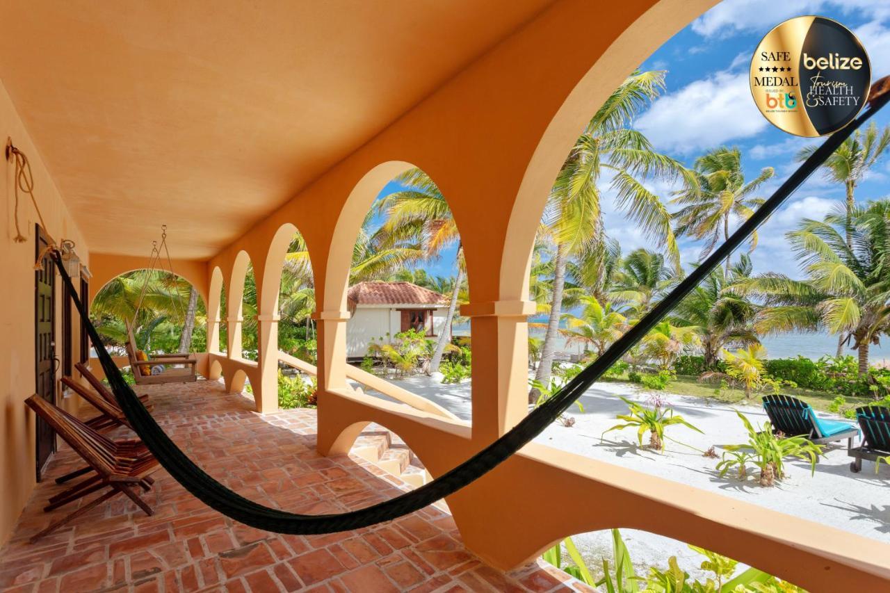Portofino Beach Resort-An Authentic Island Escape! サン・ペドロ エクステリア 写真