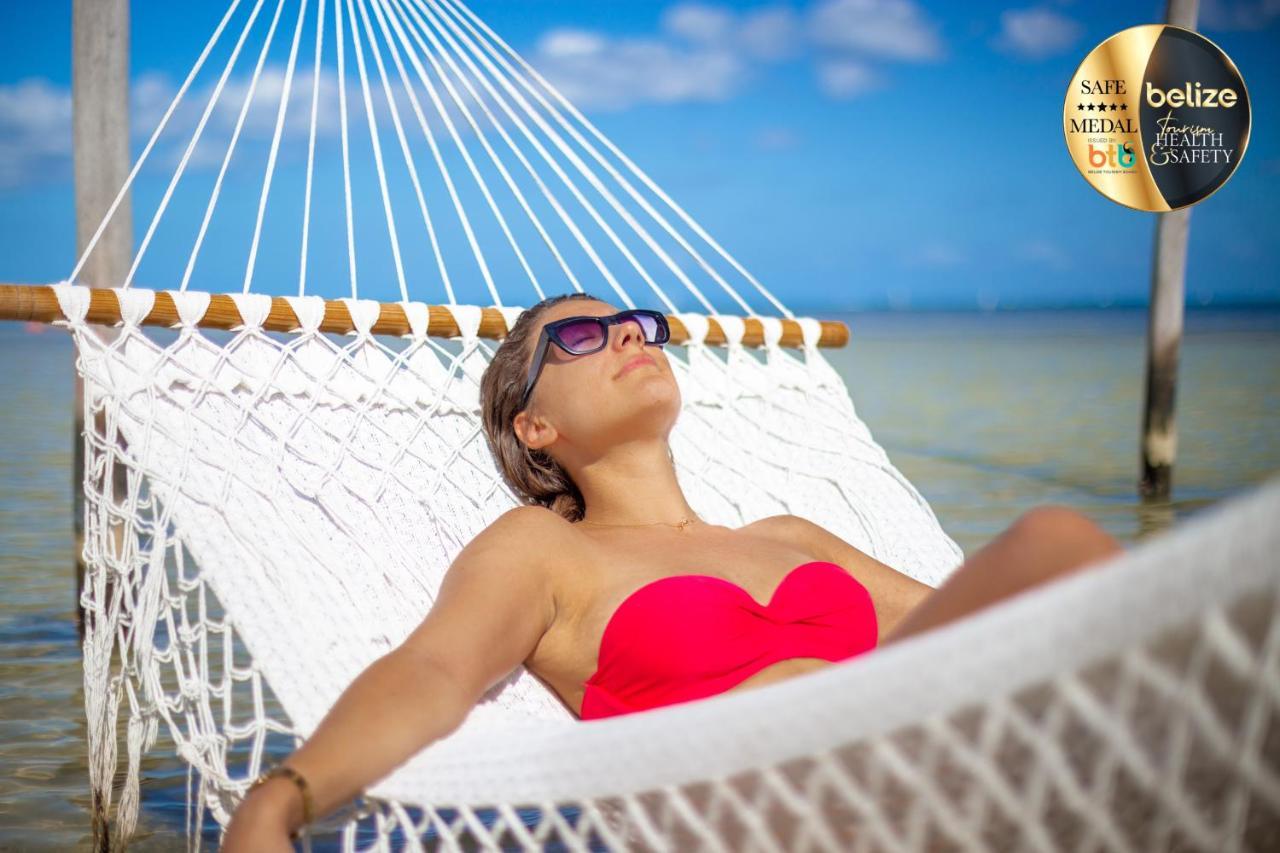 Portofino Beach Resort-An Authentic Island Escape! サン・ペドロ エクステリア 写真