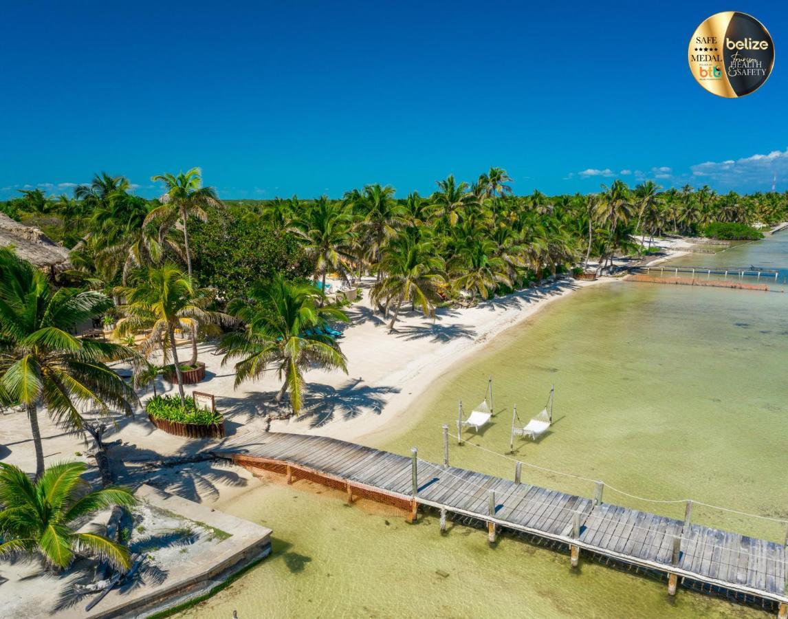 Portofino Beach Resort-An Authentic Island Escape! サン・ペドロ エクステリア 写真